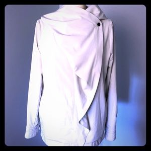 Mondetta wrap jacket